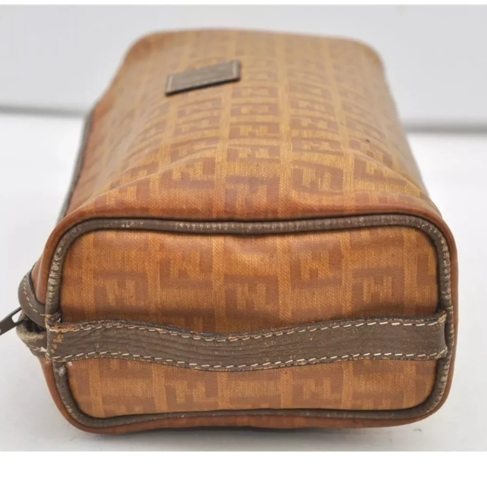 Fendi Zucca Vintage Rare Clutch Pouch W/Leather Trim Strap - Picture 4 of 16